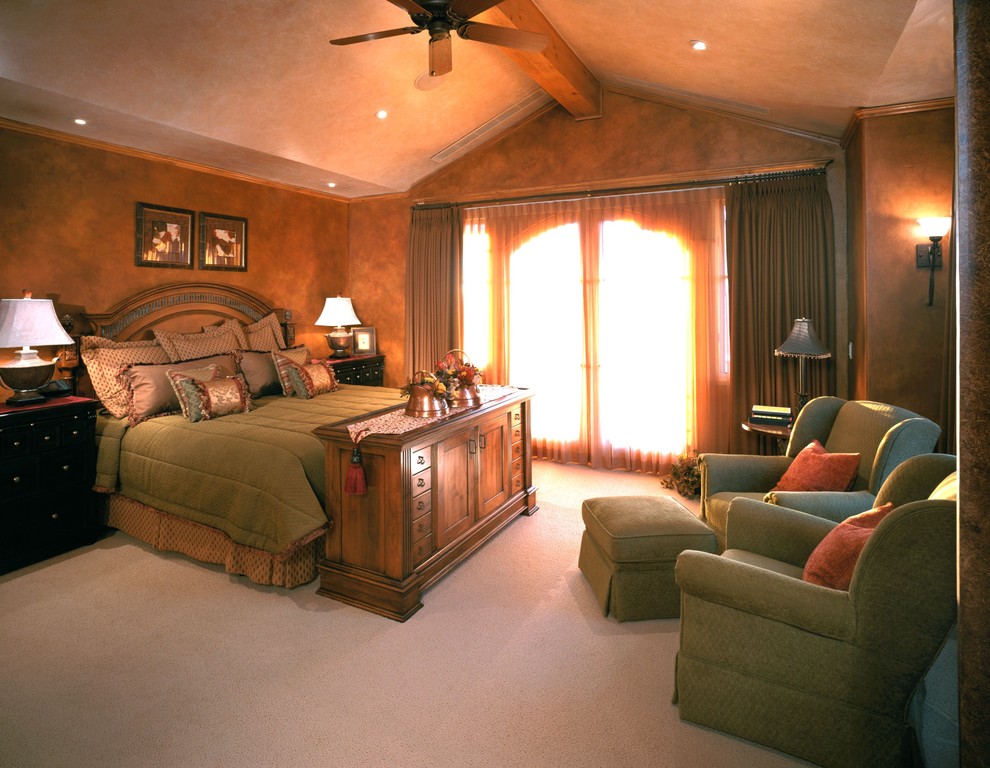 Photo of a classic bedroom in Salt Lake City.
