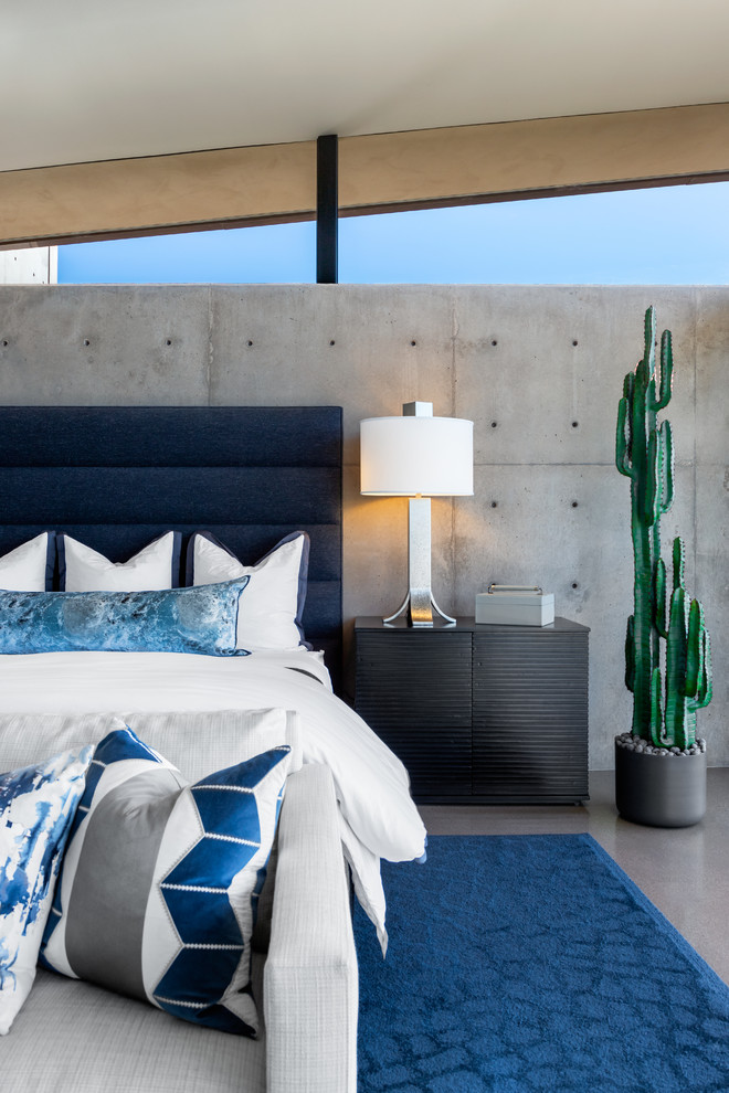 Diseño de habitación de invitados contemporánea con paredes grises y suelo beige
