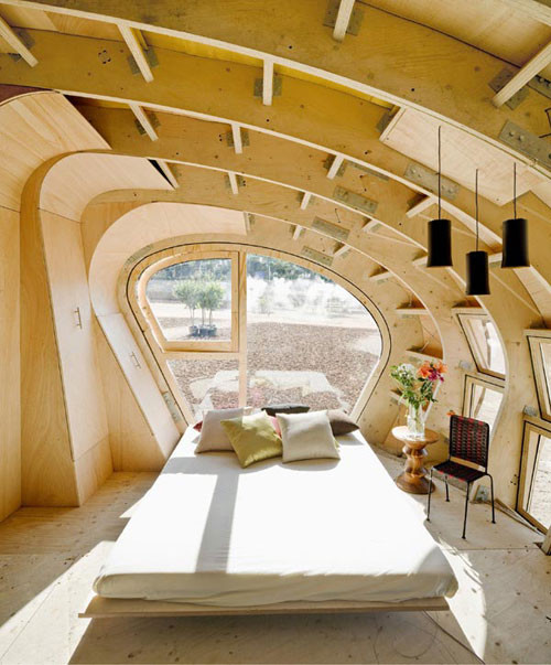Идея дизайна: спальня в стиле фьюжн