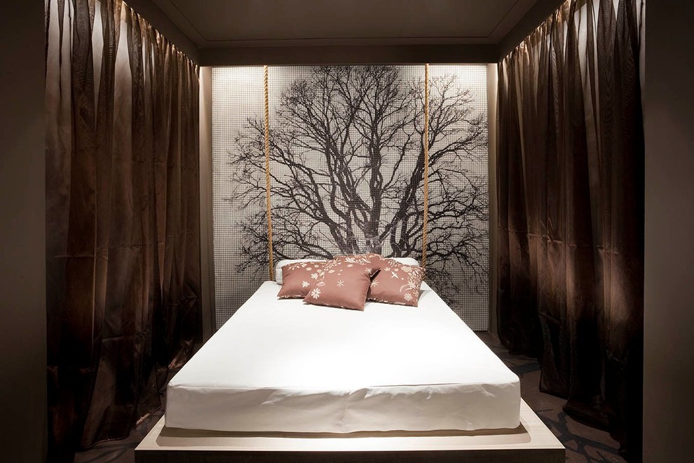 Photo of a world-inspired bedroom in Bari.