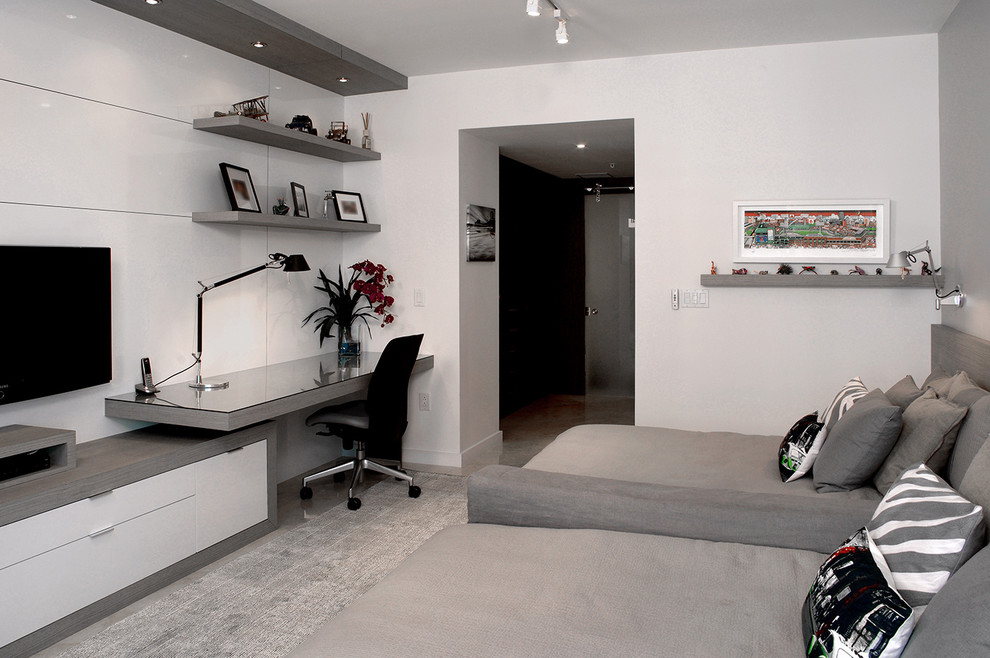 Idee per una camera da letto minimalista con angolo studio
