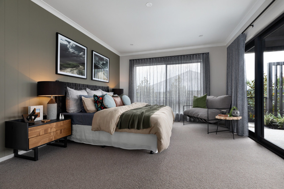 Foto de habitación de invitados actual con paredes grises, moqueta y suelo gris