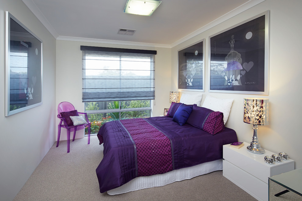 Modernes Gästezimmer ohne Kamin mit beiger Wandfarbe in Perth
