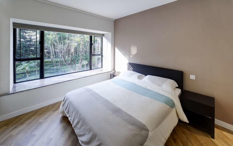 This is an example of a contemporary bedroom in Hong Kong.