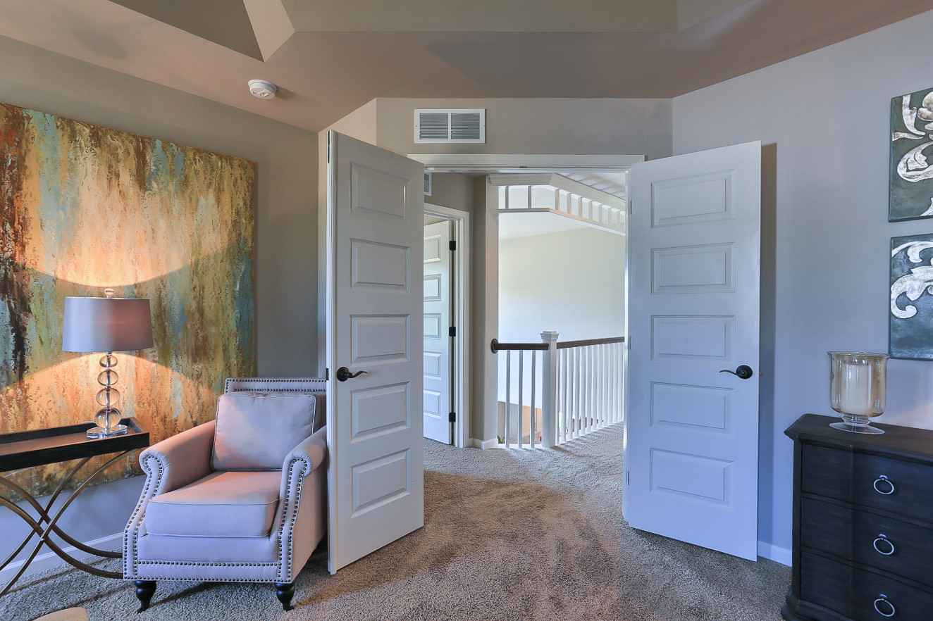 double door bedroom designs