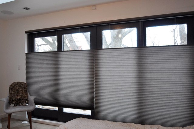 Duette architella top-down bottom-up in a bedroom - Retro - Bedroom -  Toronto - by Night & Day Window Decor | Houzz