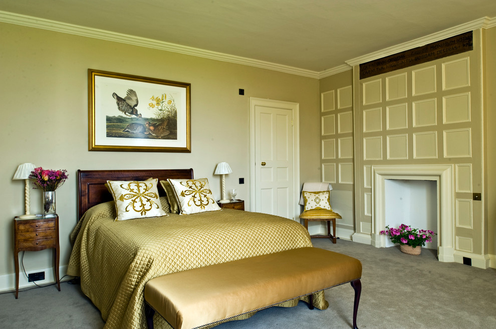 Пример оригинального дизайна: спальня в викторианском стиле