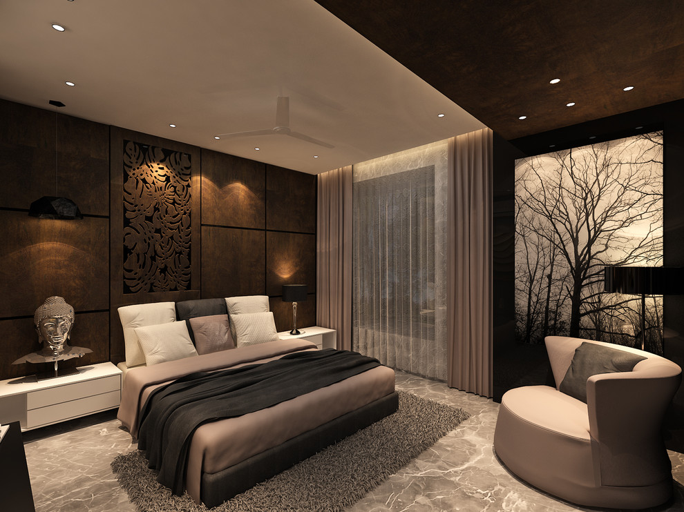Idée de décoration pour une grande chambre bohème avec un mur marron et un sol en marbre.