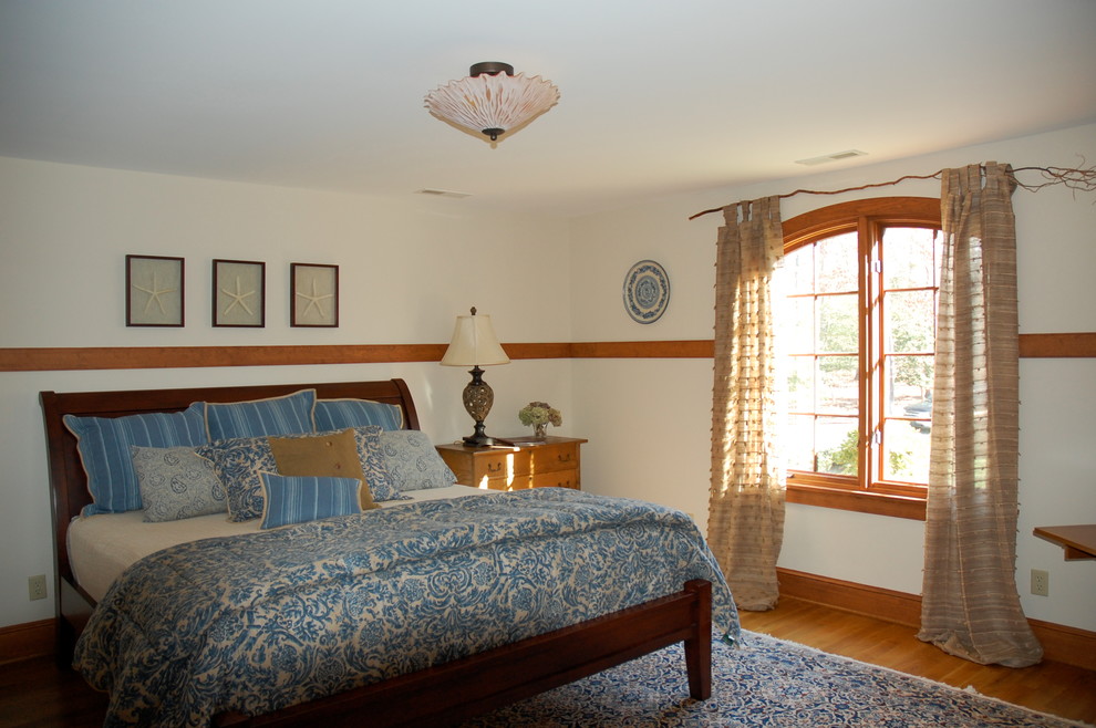 Immagine di una camera da letto stile marinaro