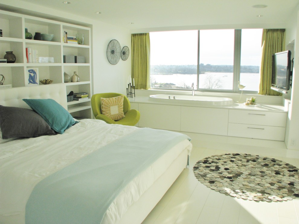 Пример оригинального дизайна: хозяйская спальня среднего размера в современном стиле с белыми стенами, полом из керамической плитки и белым полом без камина