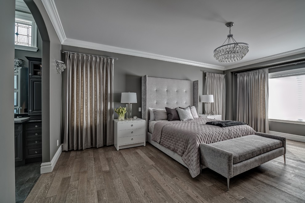 Design ideas for a traditional bedroom in Calgary.