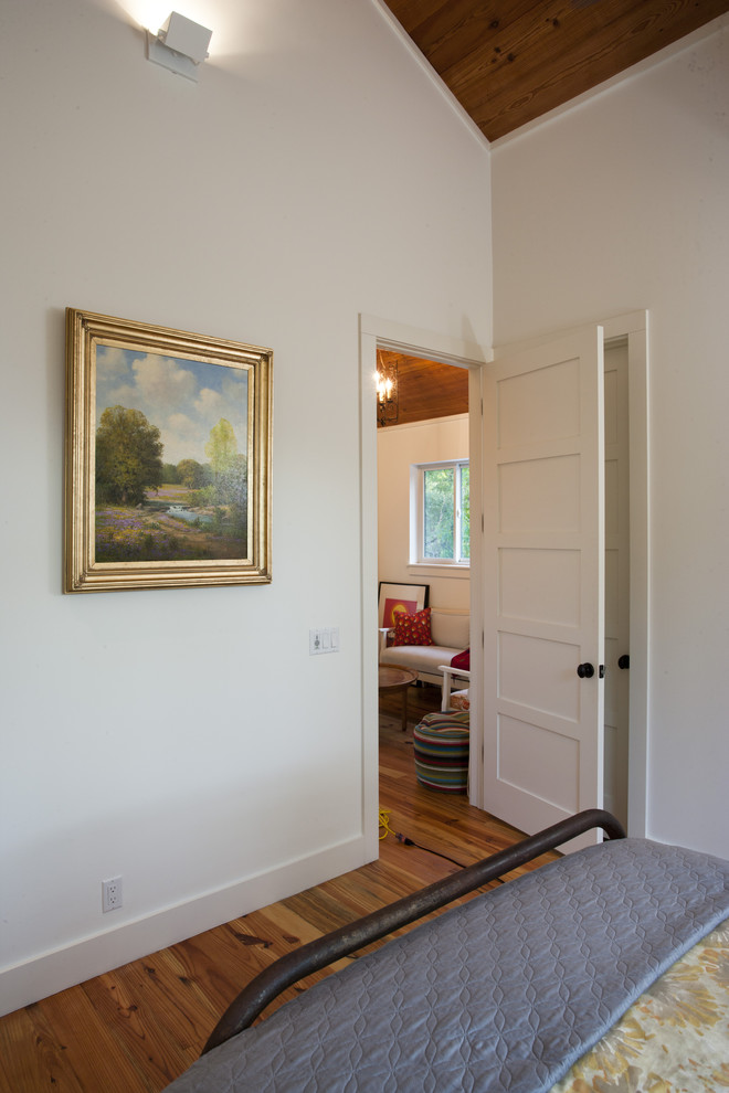 Cottage bedroom photo in Austin