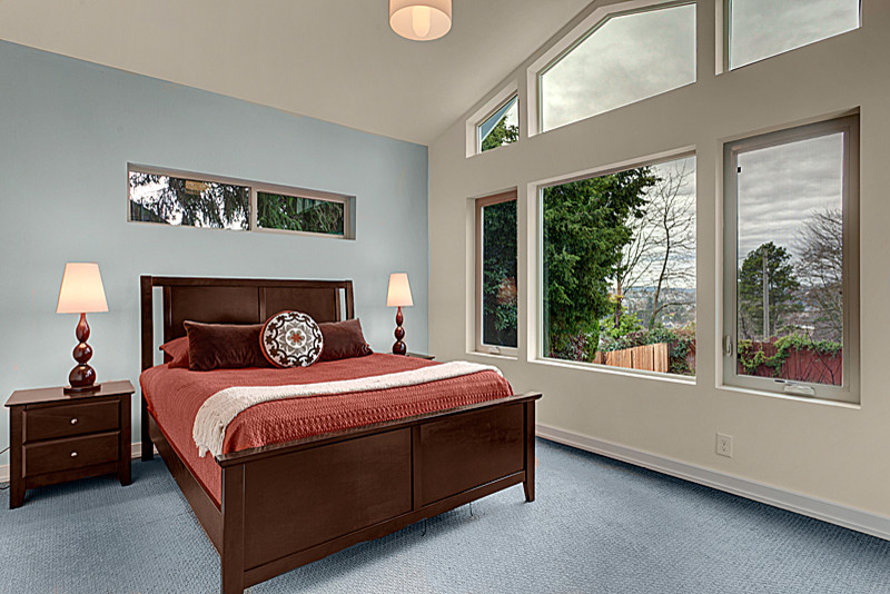 Bedroom - contemporary bedroom idea in Seattle