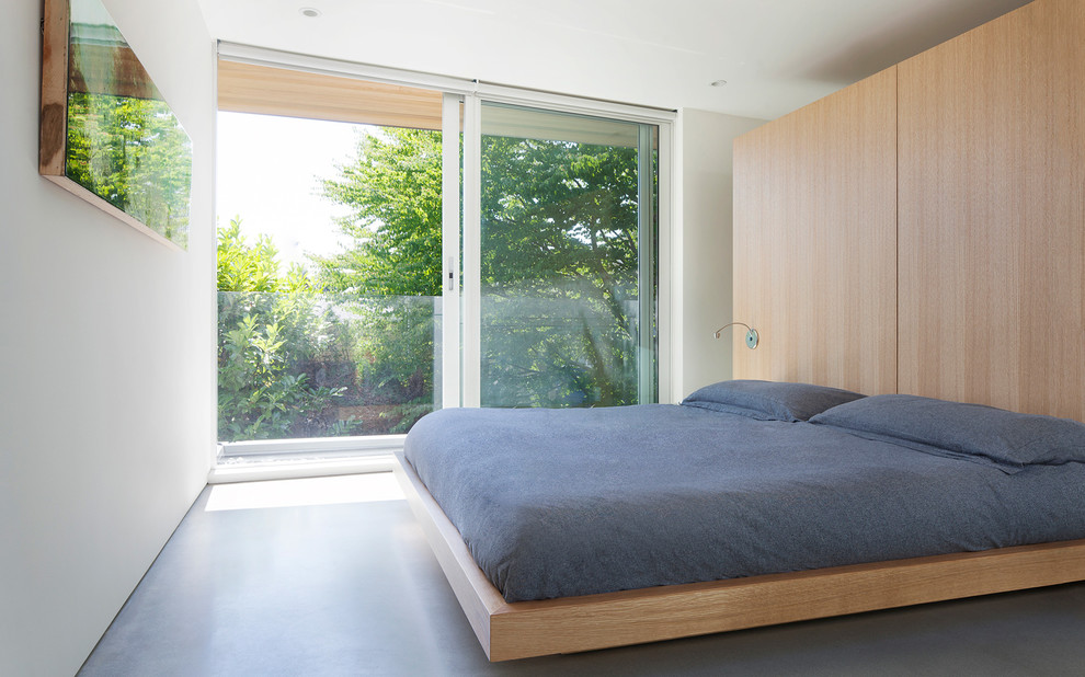 Стильный дизайн: маленькая спальня в стиле модернизм для на участке и в саду - последний тренд