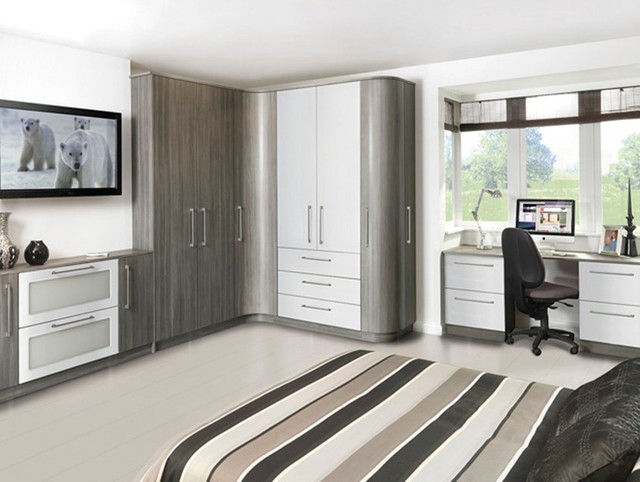 Fitted Bedroom - Curved fitted wardrobe ideas - Contemporary - Bedroom -  London - by Capital Bedrooms | Houzz IE