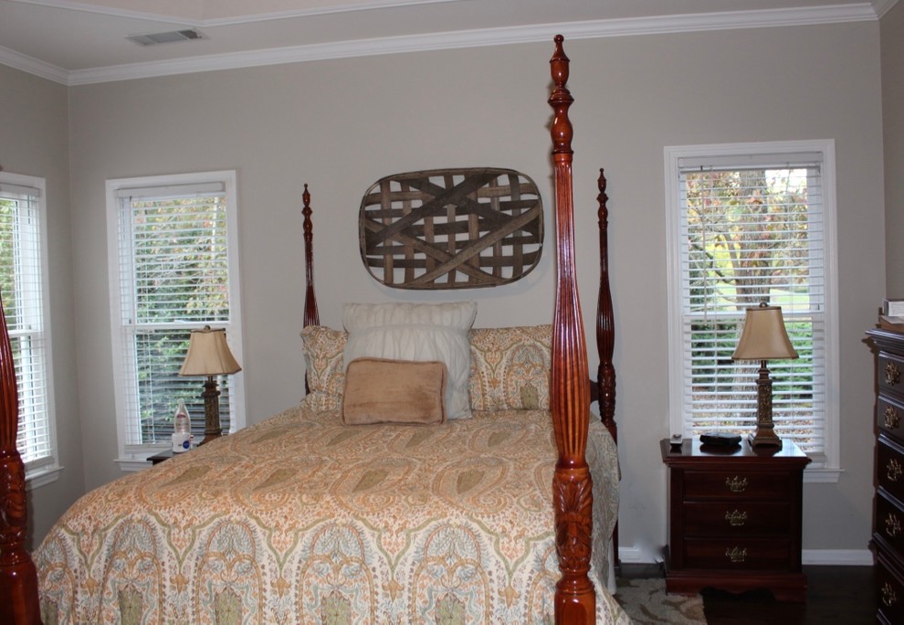 Example of a cottage bedroom design in Atlanta
