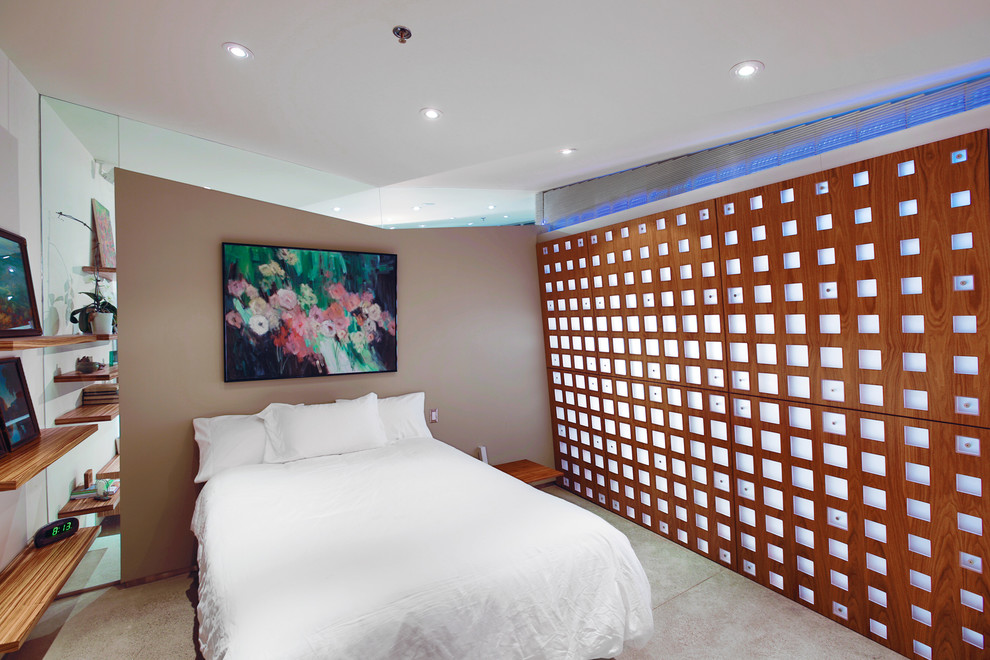 Стильный дизайн: спальня в современном стиле с бетонным полом - последний тренд