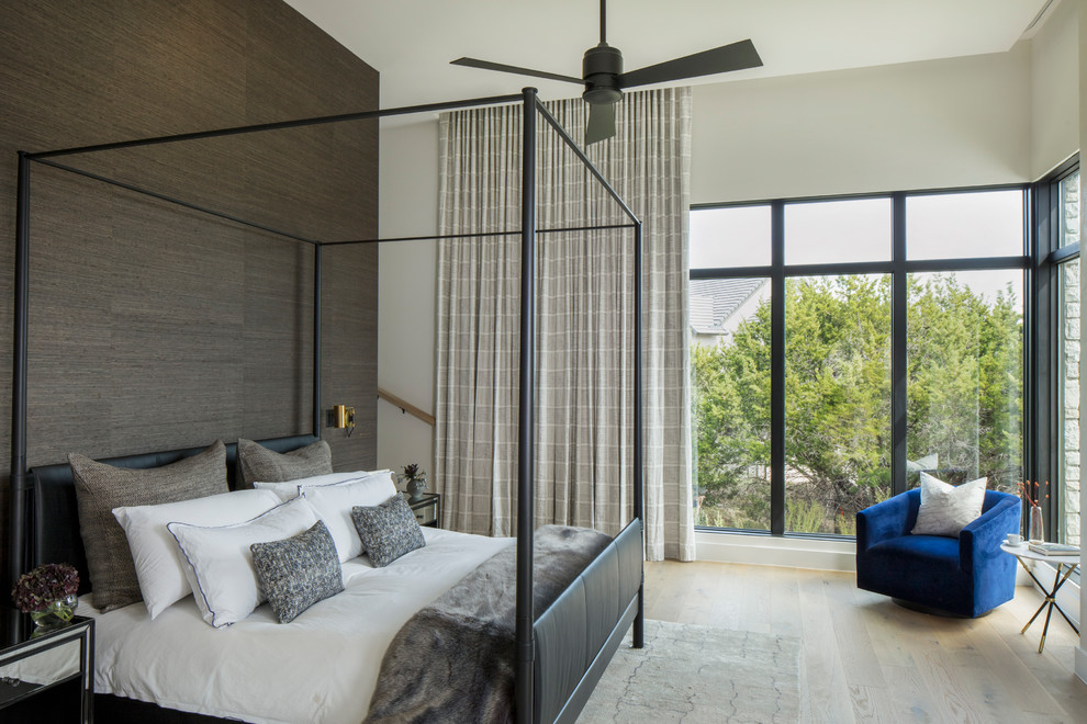 Contemporary master bedroom in Austin.