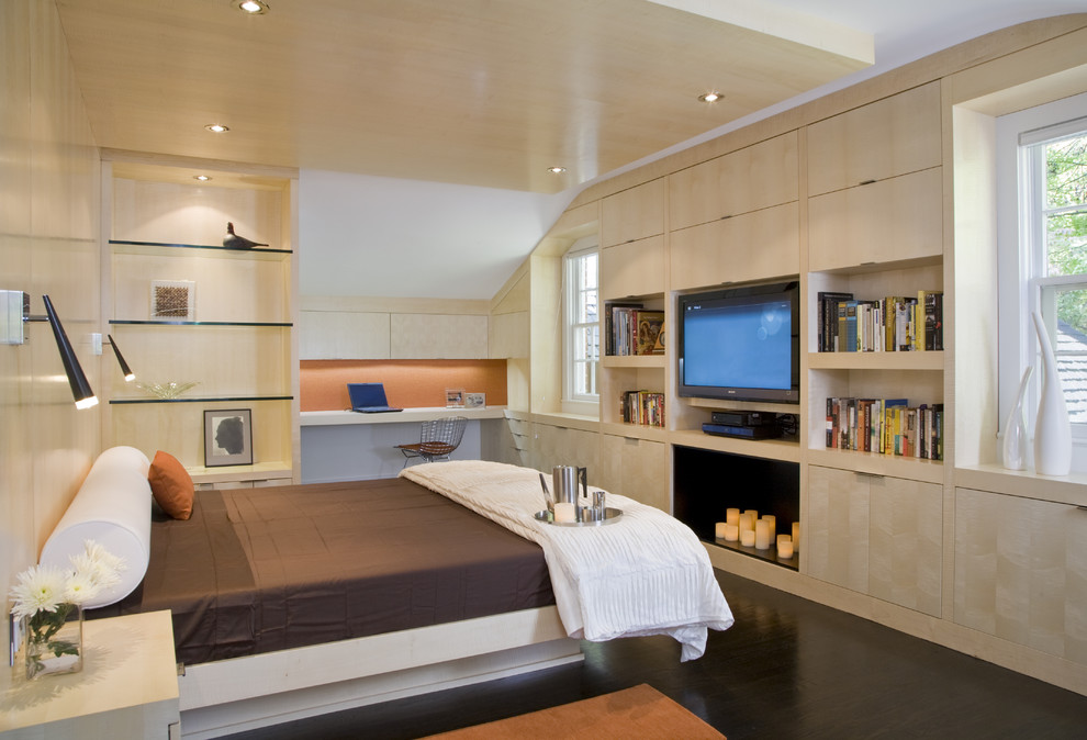 Foto di una camera da letto moderna con TV