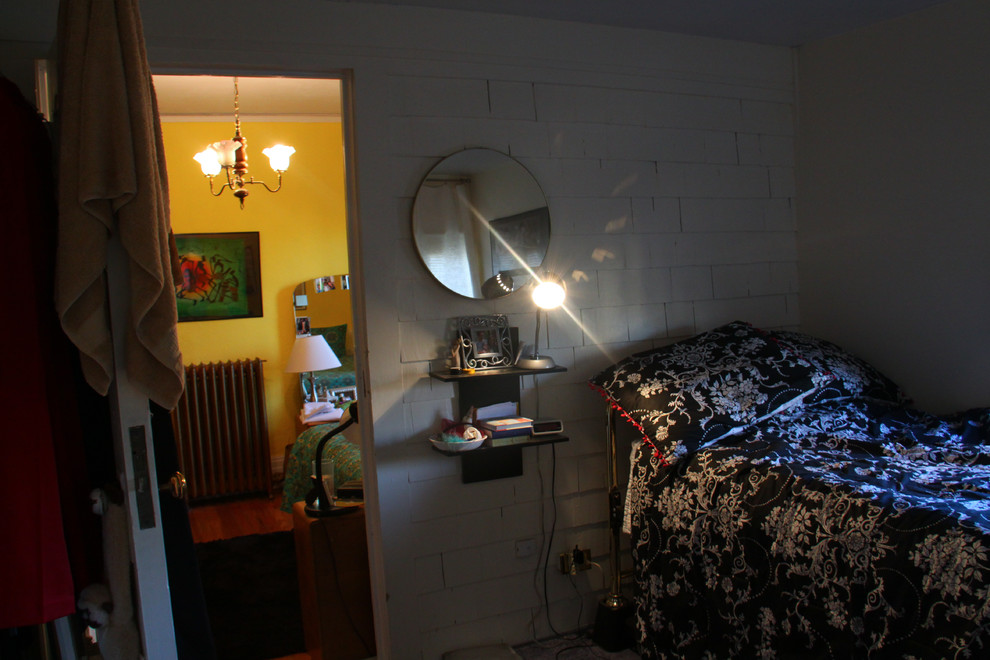 シカゴにあるエクレクティックスタイルのおしゃれな寝室のレイアウト