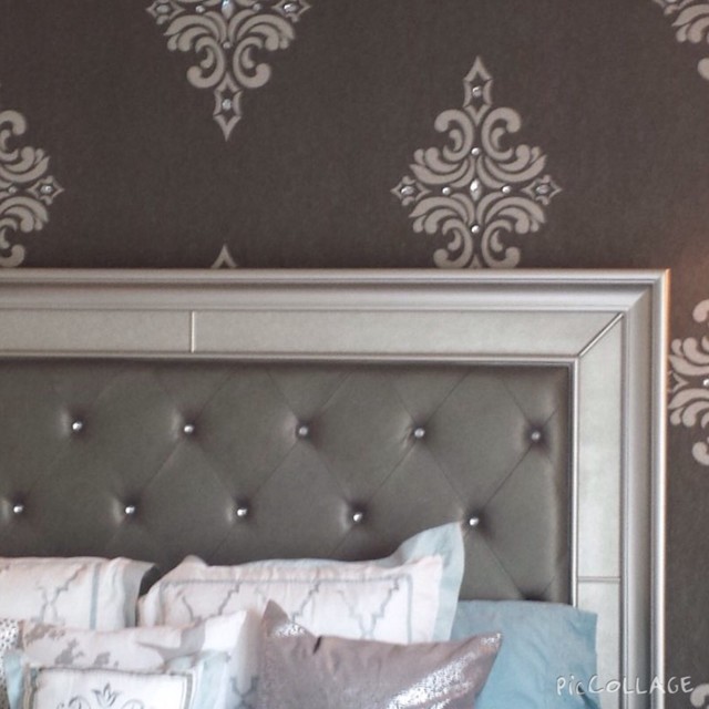 Gemstone Wallpaper Contemporáneo Dormitorio Atlanta de Chic Unique Designs Houzz