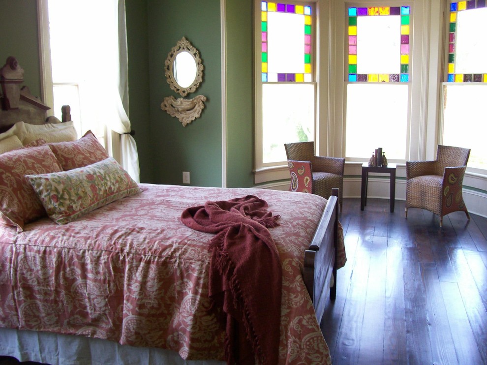 Inspiration for a traditional bedroom in Austin.
