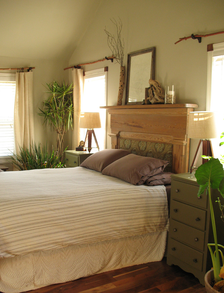 Bedroom - eclectic bedroom idea in Atlanta