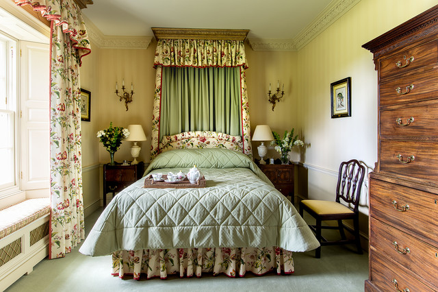 GEORGIAN COUNTRY HOUSE - Traditional - Bedroom - London - By Fiona ...