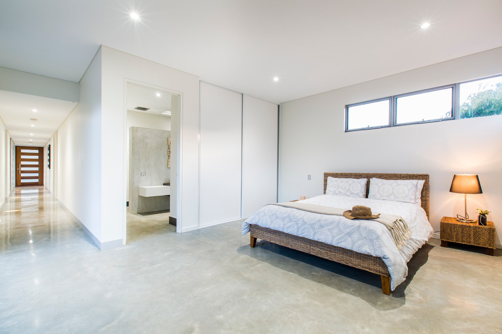 Midcentury bedroom in Perth.