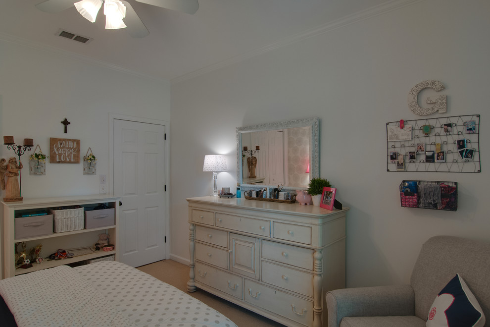Example of a mid-sized cottage chic bedroom design in Nashville