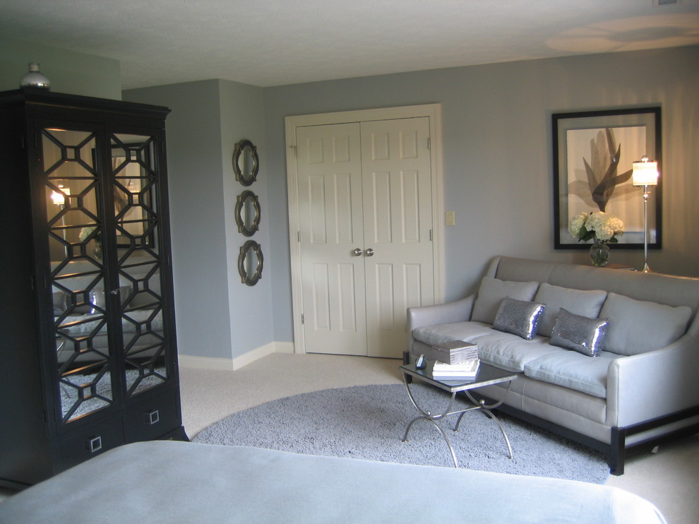 Mid-sized elegant carpeted bedroom photo in Indianapolis with gray walls