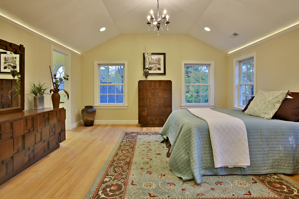 Elegant bedroom photo in Boston
