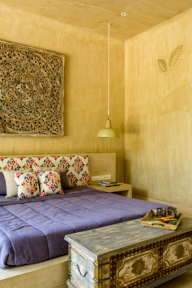Design ideas for an eclectic bedroom in Mumbai.