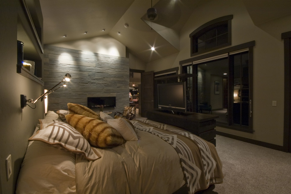 Bedroom - traditional bedroom idea in Denver