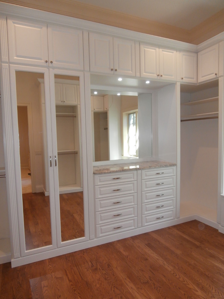 Photo of an expansive modern master bedroom in Orlando.