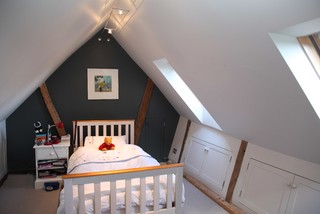 Grade II Listed Conversion - Traditional - Bedroom - Sussex - by