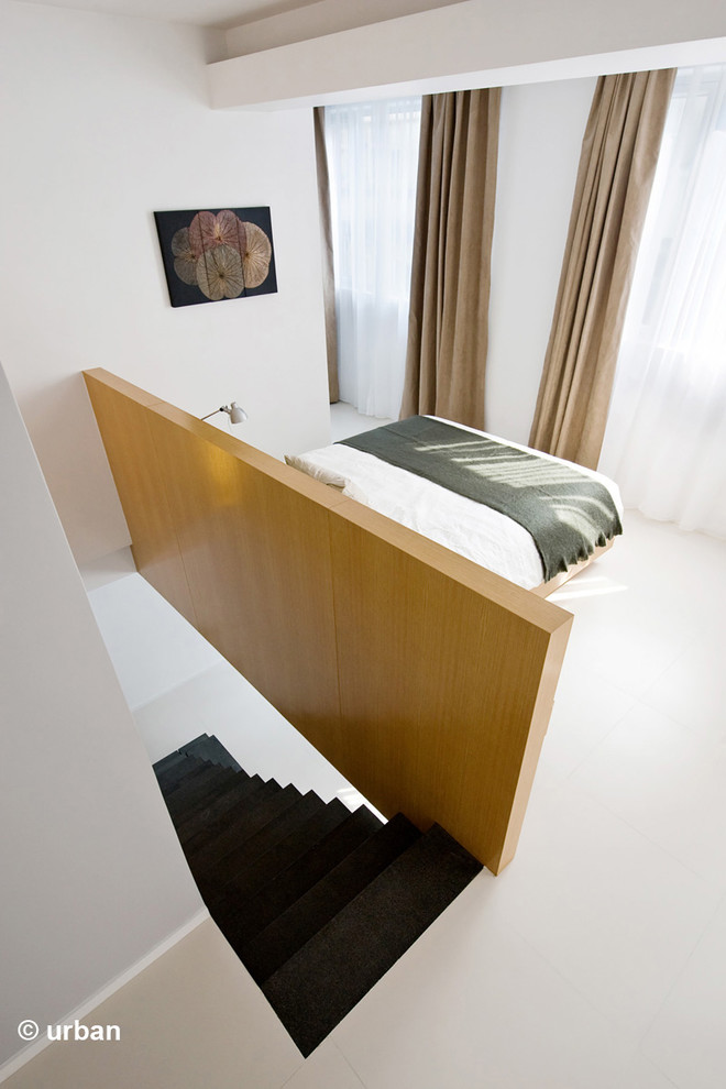 Modern inredning av ett sovrum