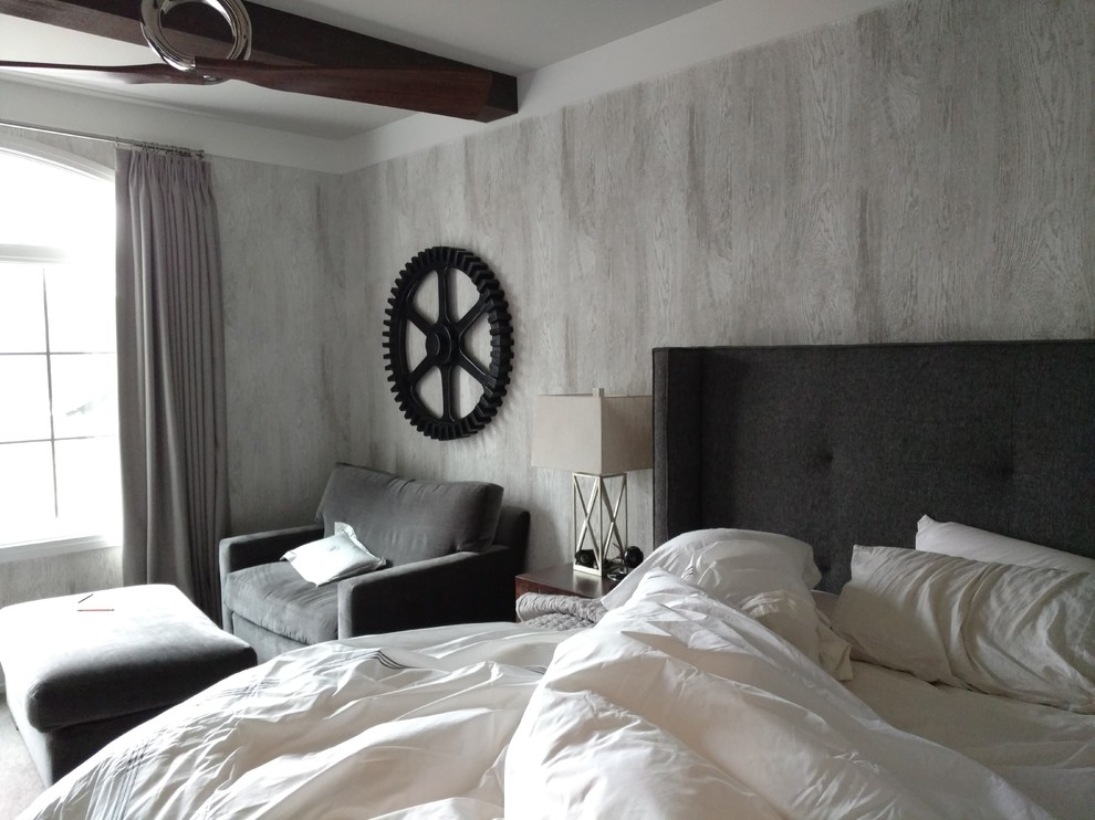 Mid-sized minimalist master carpeted and gray floor bedroom photo in Detroit with gray walls