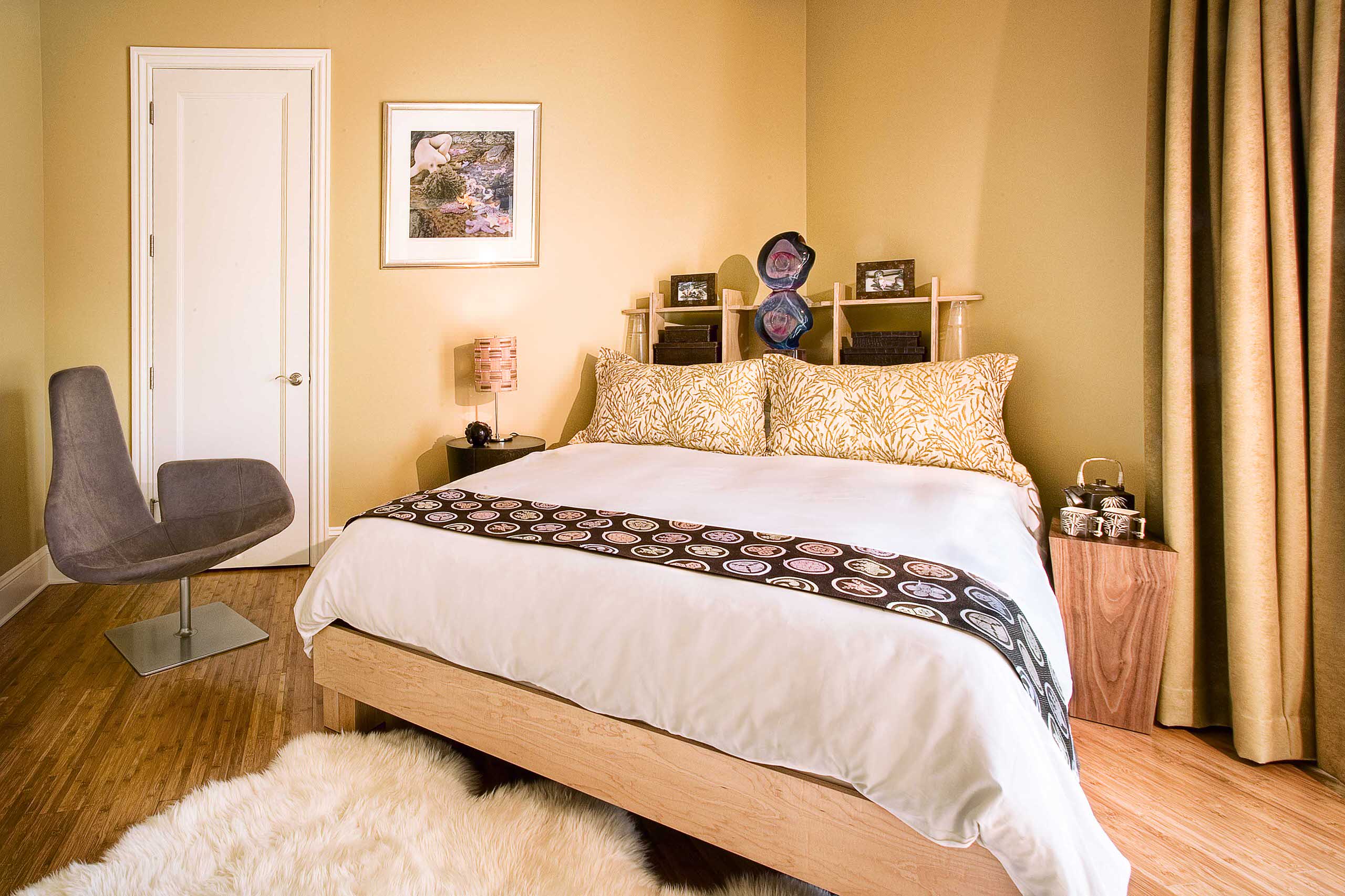 Styling Your Bedroom The Corner Bed Floor Plan