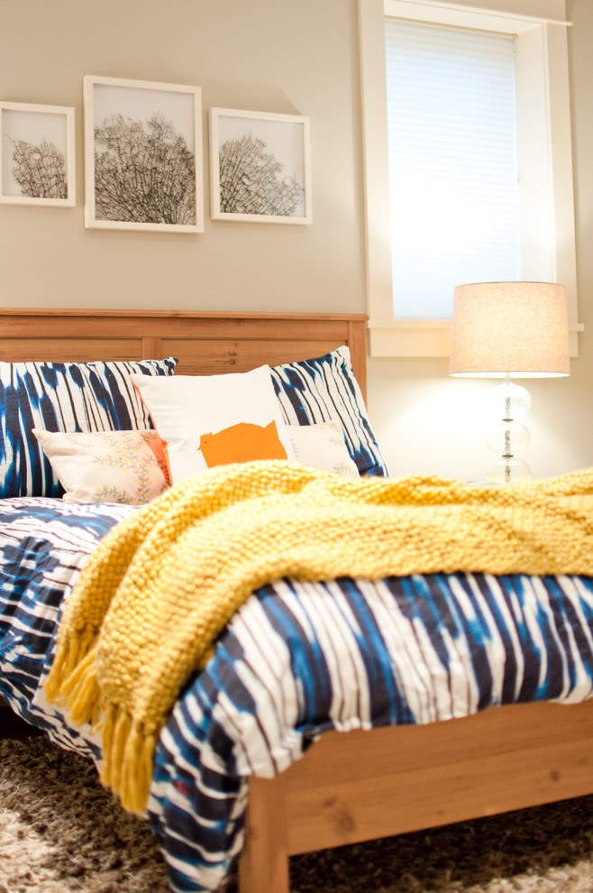 Design ideas for a medium sized nautical guest bedroom in Seattle with beige walls.
