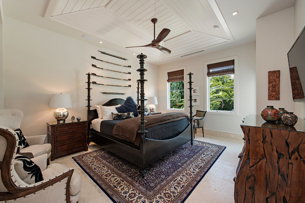 Идея дизайна: гостевая спальня среднего размера, (комната для гостей) в стиле фьюжн с белыми стенами