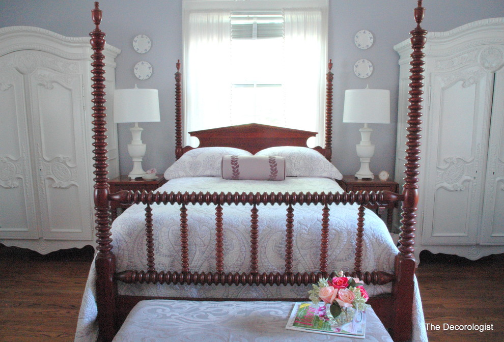 Design ideas for a classic bedroom in Nashville.