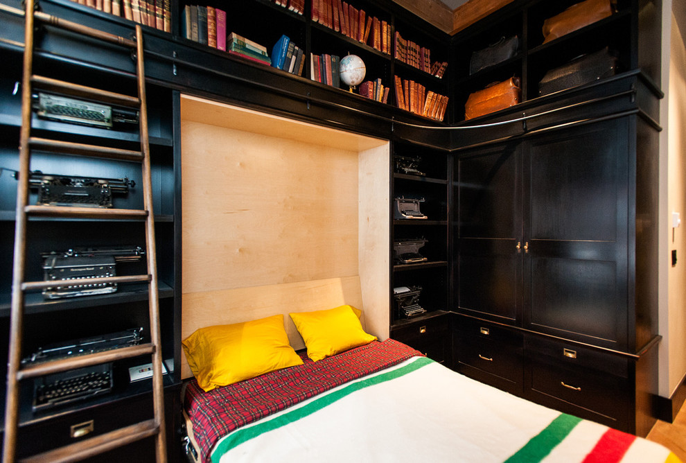 Bedroom - eclectic bedroom idea in Vancouver with beige walls