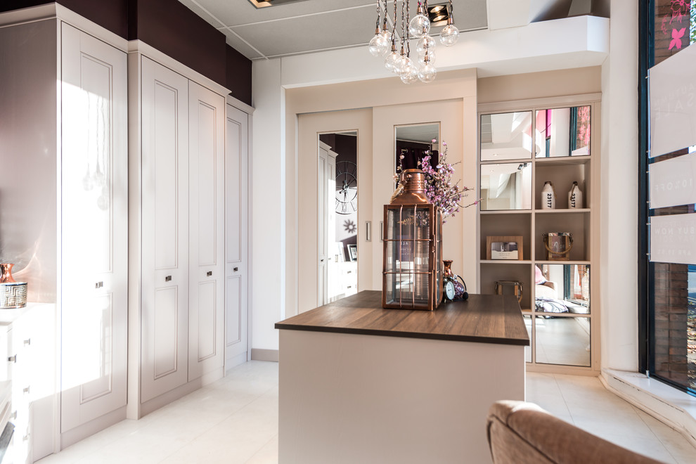 Hammonds Harpsden Stone fitted and sliding wardrobes Traditional