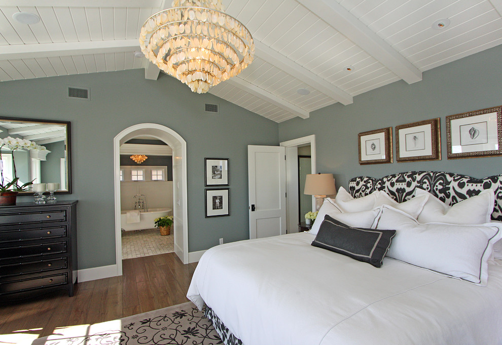 Bedroom - traditional bedroom idea in Orange County with gray walls