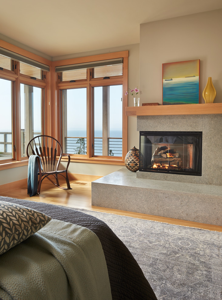 シアトルにあるビーチスタイルのおしゃれな寝室 (グレーとブラウン) のレイアウト