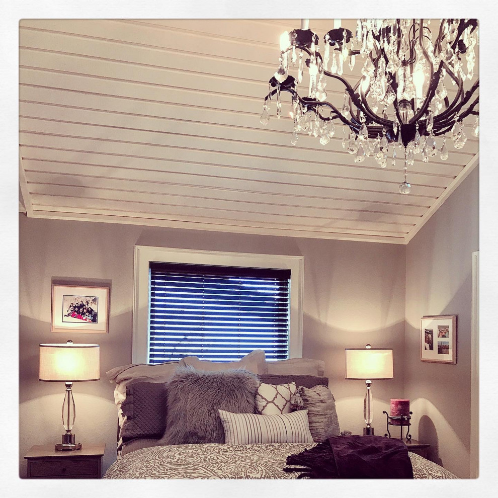 Foto de habitación de invitados clásica renovada de tamaño medio con paredes grises, moqueta y suelo gris