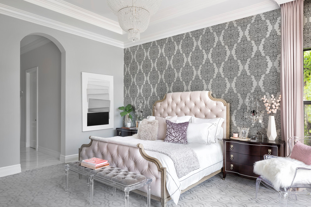 Inspiration för klassiska sovrum, med grå väggar och grått golv