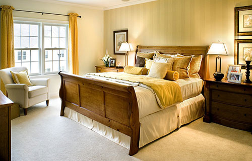 Bedroom photo in Boston