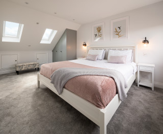 Grey pink and white on sale bedroom ideas